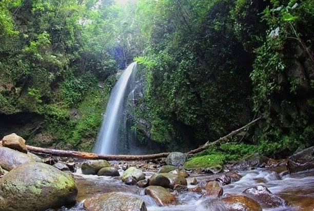 Air Terjun Sarasah Batimpo